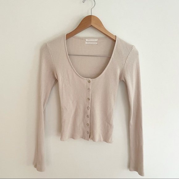 Urban Outfitters Tops - Urban Outfitters Tan Scoop Neck Crop Top Long Sleeved Size Small